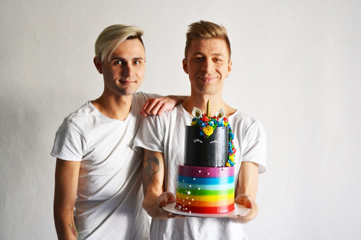 gay couple belarus